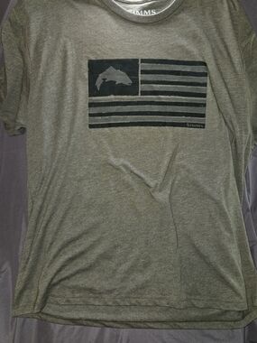 Simms Olive Green Short-Sleeve Flag Graphic Tee